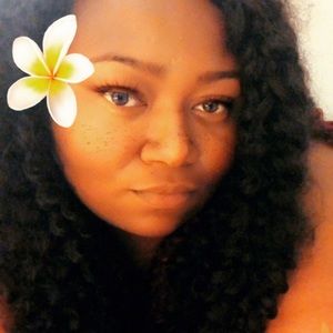 Meet your Posher, Eunice